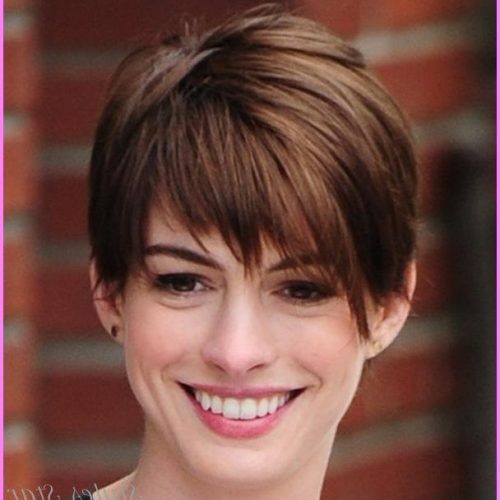 Pixie Haircuts For Oval Face (Photo 12 of 20)