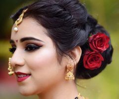 15 Best Maharashtrian Wedding Hairstyles for Long Hair
