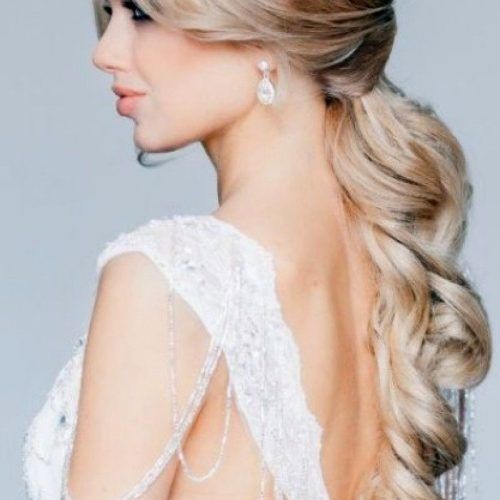 Wedding Hairstyles For Shoulder Length Curly Hair (Photo 6 of 15)