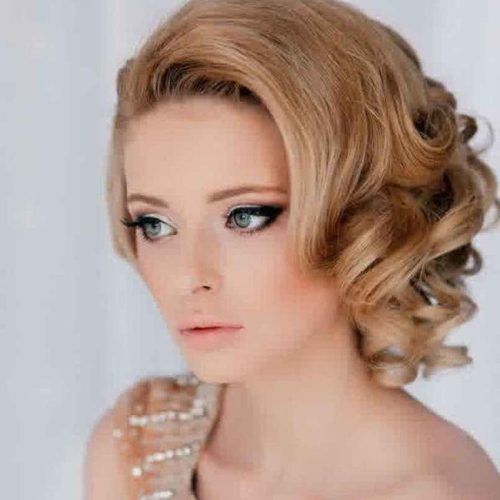 Short Hairstyles For Weddings For Bridesmaids (Photo 9 of 20)
