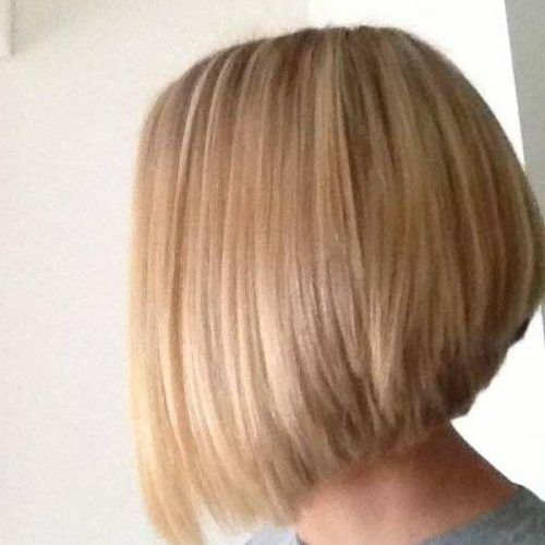 Simple Style Bob Hairstyles (Photo 7 of 15)