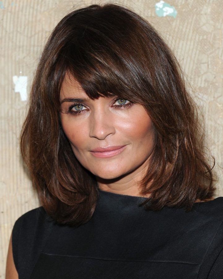 20 Best Medium Hairstyles with Bangs and Layers for Round Faces