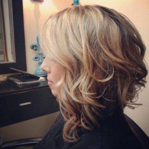 Medium Bob Hairstyles For Curly Hair (Photo 11 of 15)