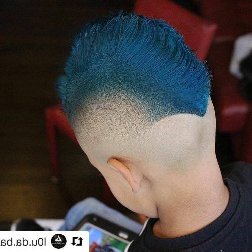 Turquoise Side-Parted Mohawk Hairstyles (Photo 8 of 20)