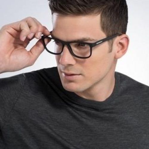 Short Haircuts For People With Glasses (Photo 16 of 20)