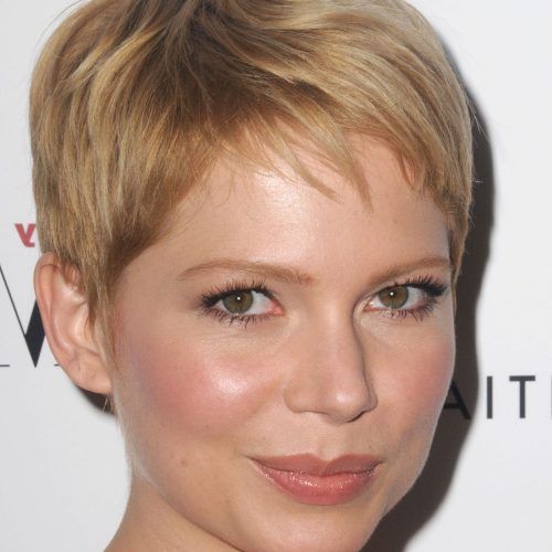 Michelle Williams Pixie Haircuts (Photo 2 of 20)