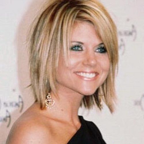 Short To Mid Length Layered Hairstyles (Photo 8 of 15)