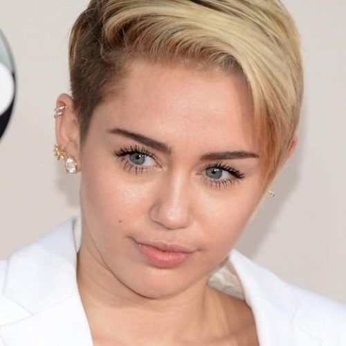 Miley Cyrus Short Haircuts (Photo 12 of 20)