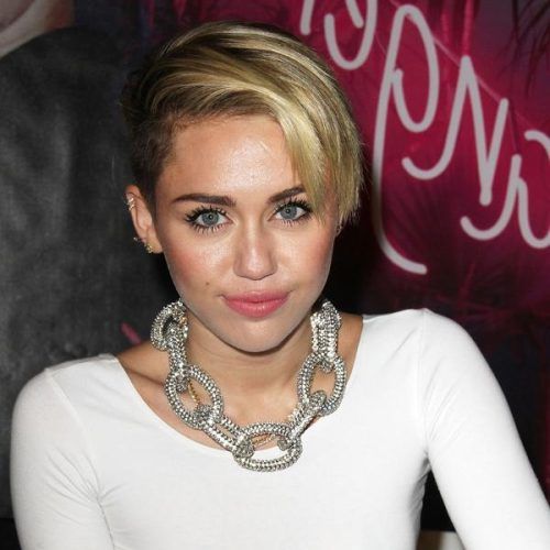 Miley Cyrus Pixie Haircuts (Photo 3 of 20)