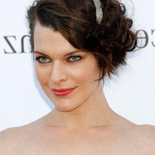 Milla Jovovich Curly Short Cropped Bob Hairstyles (Photo 6 of 15)