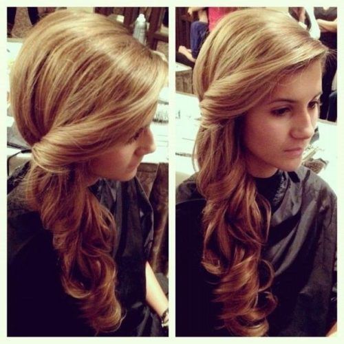 Long Hairstyles To One Side (Photo 5 of 20)