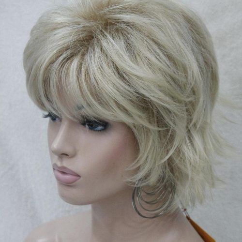 Strawberry Blonde Bob Hairstyles With Flipped Ends (Photo 3 of 20)
