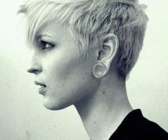 20 Best Funky Pixie Haircuts