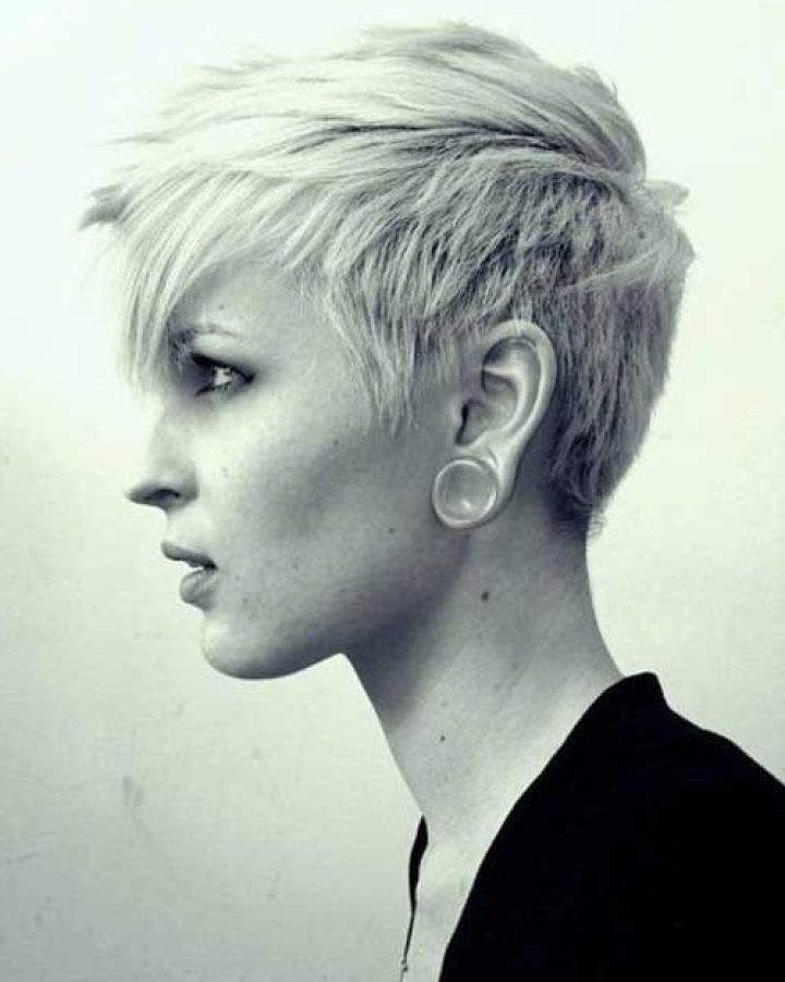 20 Best Funky Pixie Haircuts
