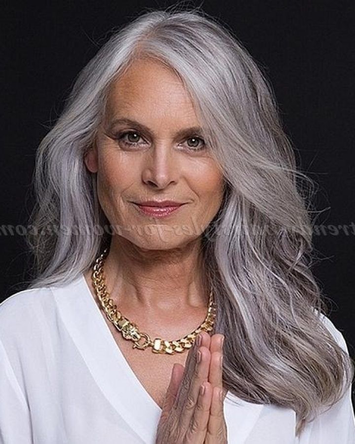 2024 Popular Long Hairstyles for Grey Hair