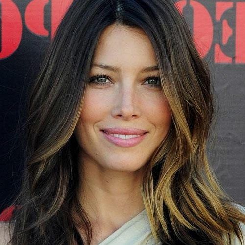 Best Long Hairstyles For Round Faces (Photo 10 of 15)