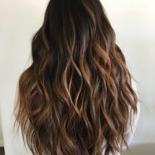 Long Wavy Layers Hairstyles (Photo 4 of 20)