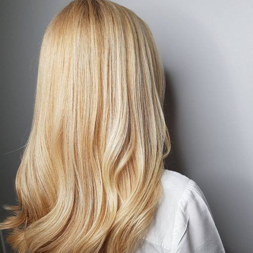Multi-Tonal Mid Length Blonde Hairstyles (Photo 7 of 20)