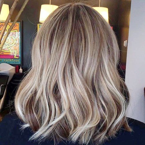Soft Ash Blonde Lob Hairstyles (Photo 14 of 20)