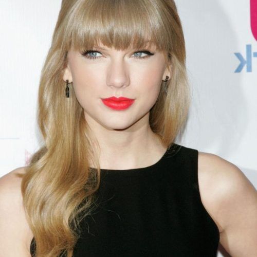 Taylor Swift Long Hairstyles (Photo 12 of 15)