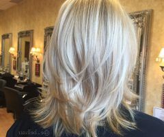 20 Best Tousled Shoulder Length Waves Blonde Hairstyles