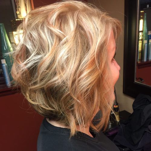 Messy Blonde Lob With Lowlights (Photo 4 of 20)
