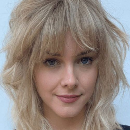 Shag Hairstyles With Messy Wavy Bangs (Photo 19 of 20)