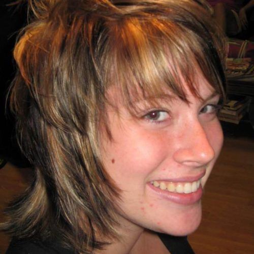 Shaggy Hairstyles With Bangs (Photo 9 of 15)