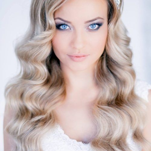 Wedding Hairstyles For Long Wavy Hair (Photo 12 of 15)