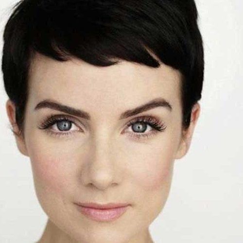 Brunette Pixie Haircuts (Photo 3 of 20)