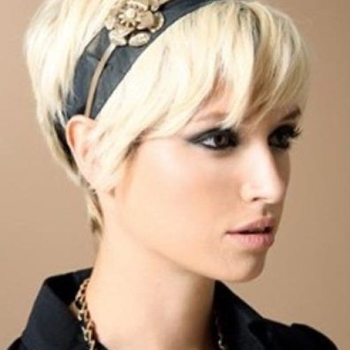 Cool Pixie Haircuts (Photo 6 of 20)