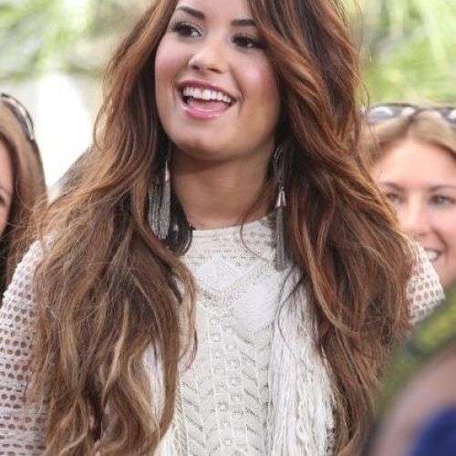 Demi Lovato Long Hairstyles (Photo 14 of 15)