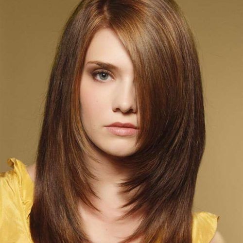 Long Hairstyles For Round Faces Women (Photo 12 of 20)