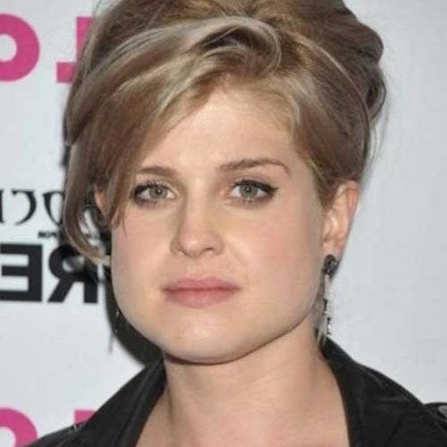 Pixie Haircuts On Chubby Face (Photo 11 of 20)