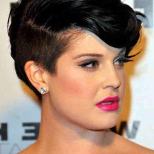 Pixie Haircuts On Round Faces (Photo 18 of 20)