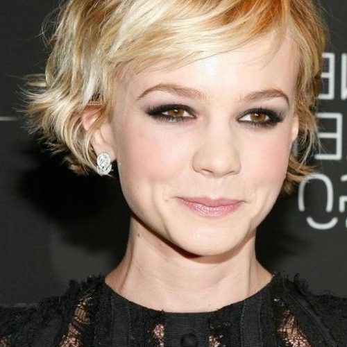 Short Pixie Haircuts For Wavy Hair (Photo 13 of 20)