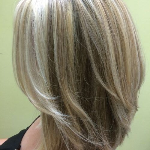 Flipped Lob Hairstyles With Swoopy Back-Swept Layers (Photo 3 of 20)