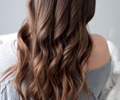 2024 Popular Everyday Loose Wavy Curls for Long Hairstyles