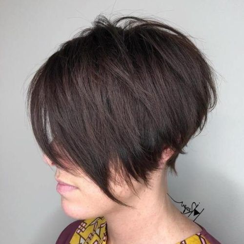 Angled Pixie Bob Haircuts With Layers (Photo 3 of 15)