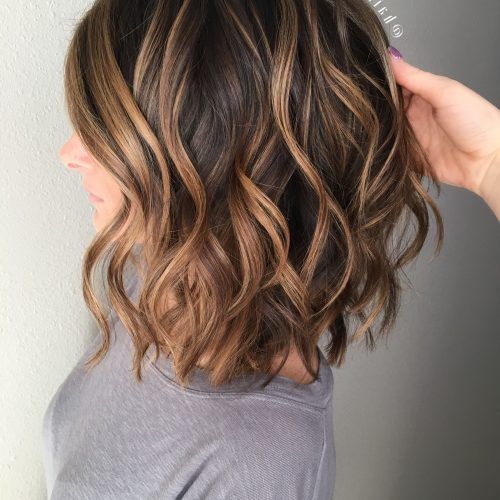 Caramel Lob Hairstyles With Delicate Layers (Photo 2 of 20)