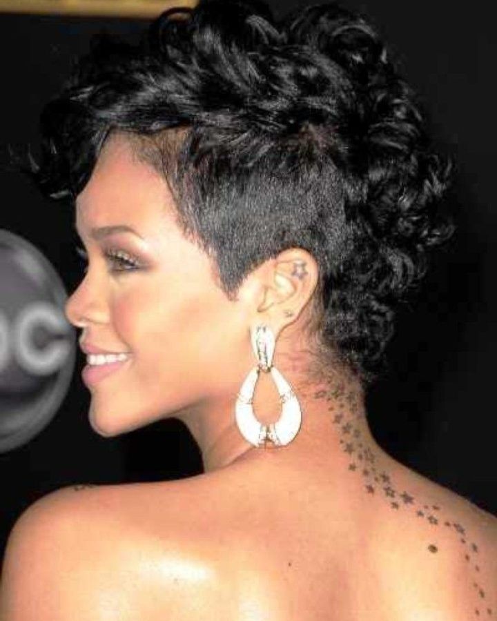 20 Inspirations Rihanna Black Curled Mohawk Hairstyles