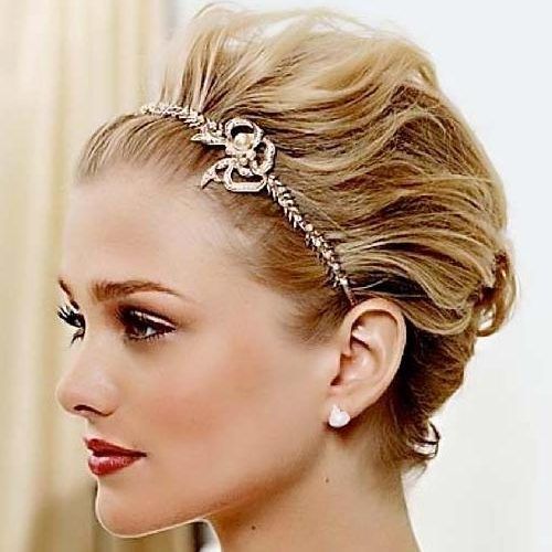 Short Hairstyles For Bridesmaids (Photo 5 of 20)