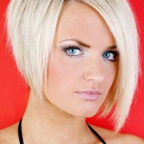 Layered Short Hairstyles For Round Faces (Photo 20 of 20)