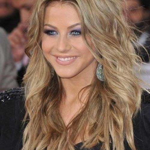 Feathered Long Hairstyles (Photo 3 of 20)