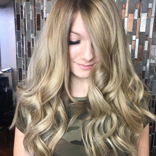 Long Wavy Layers Hairstyles (Photo 12 of 20)