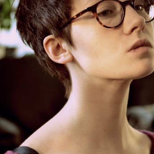 Medium Haircuts For Women Who Wear Glasses (Photo 13 of 20)