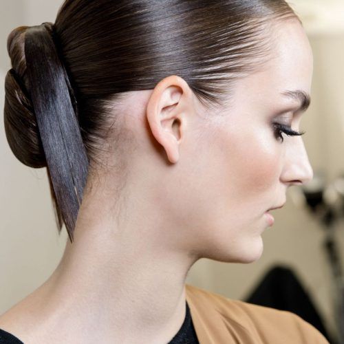 Medium Hairstyles For Night Out (Photo 18 of 20)
