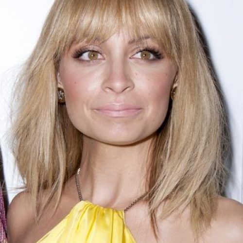 Nicole Richie Shoulder Length Bob Hairstyles (Photo 8 of 15)