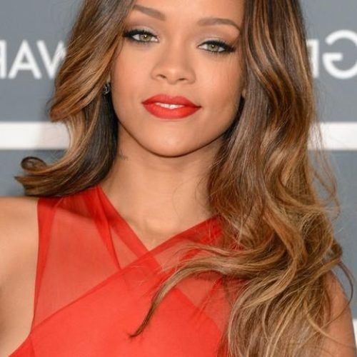 Rihanna Long Hairstyles (Photo 3 of 15)