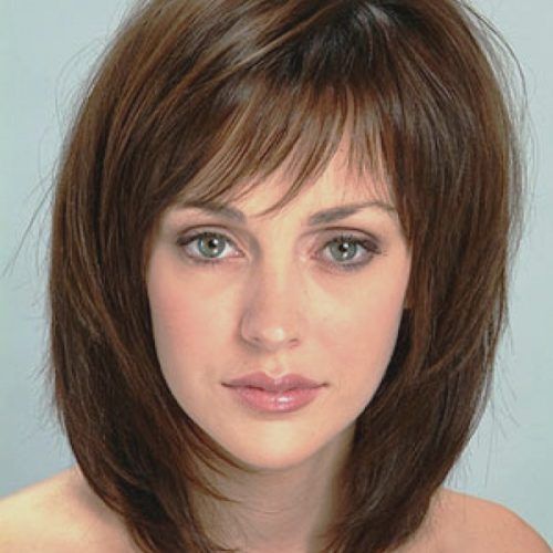 Simple Medium Haircuts For Round Faces (Photo 18 of 20)